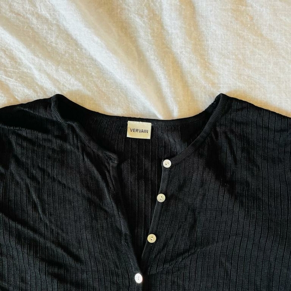 Black ribbed stretchable top - Picture 7 of 9